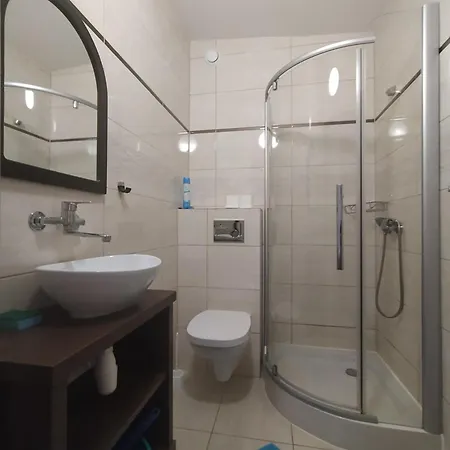 בית אירוח Jar *