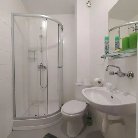 Jar בית אירוח וובה